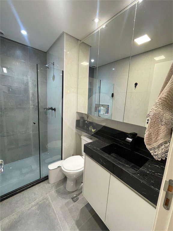 Apartamento à venda com 1 quarto em Jardim D'abril, Osasco, SP