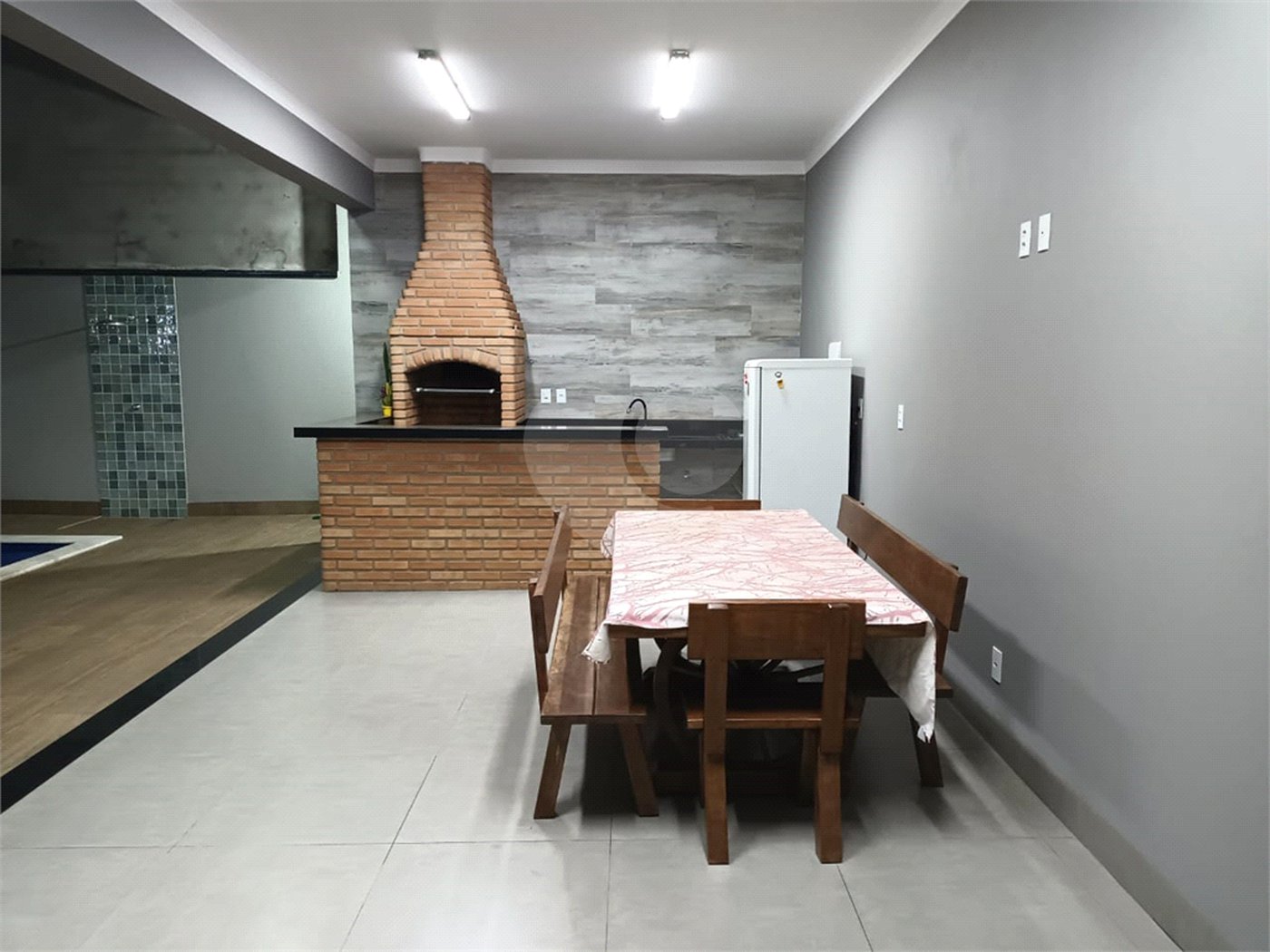Casa à venda com 3 quartos, sendo 1 suíte, no condomínio Jardins Di Roma Piazza Venezia, Indaiatuba - SP