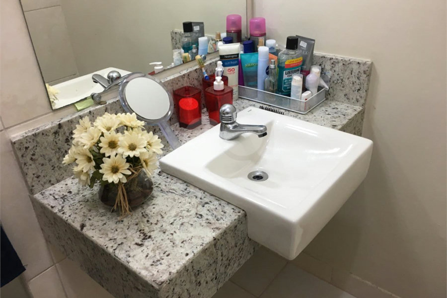 Sobrado à venda com 2 quartos em Tremembé, São Paulo, SP