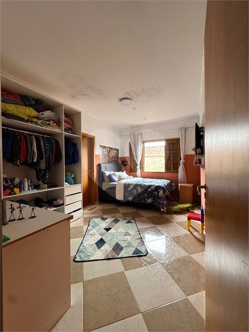 Casa à venda com 3 quartos, sendo 1 suíte, no condomínio Haras São Luiz, Salto - SP