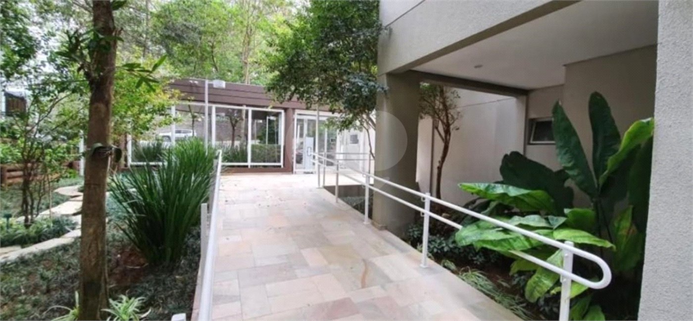 Apartamento à venda com 3 quartos, sendo 1 suíte, em Vila Andrade, São Paulo, SP