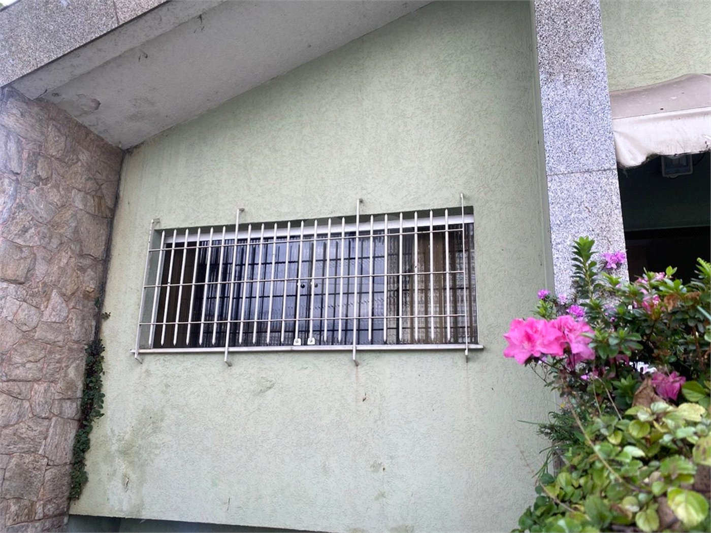 Casa à venda com 5 quartos, sendo 3 suítes, em Vila Rosália, Guarulhos, SP