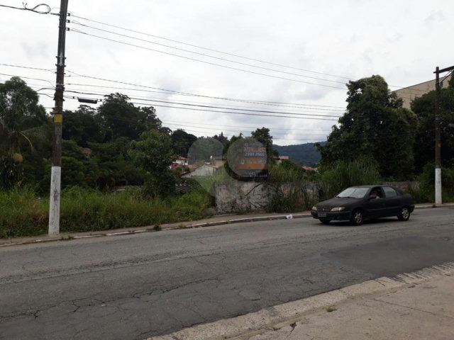 Terreno à venda em Horto, São Paulo, SP