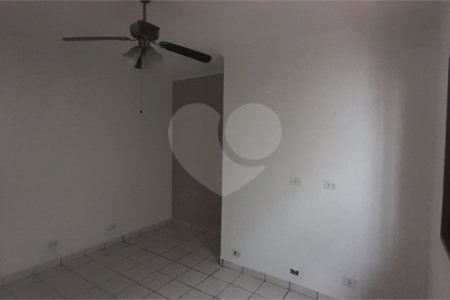 Casa à venda com 3 quartos, sendo 1 suíte, em Vila Gustavo, São Paulo, SP