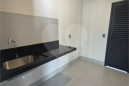 Casa à venda com 3 suítes no condomínio London Park, Indaiatuba - SP