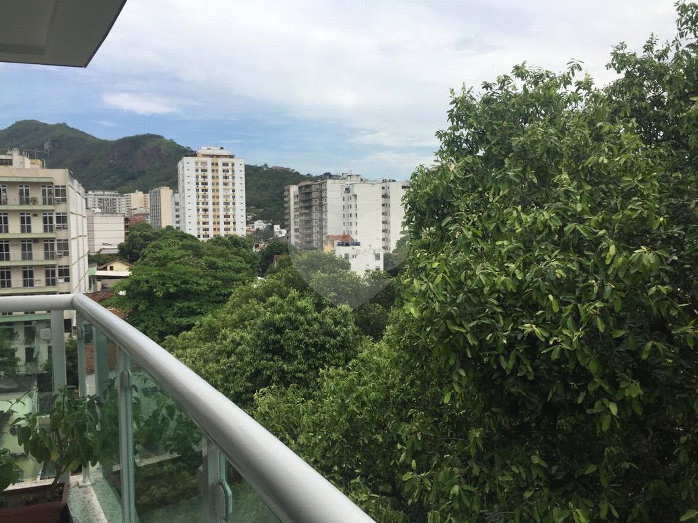 Cobertura à venda com 3 quartos, sendo 2 suítes,  em Vila Isabel, Rio de Janeiro, RJ