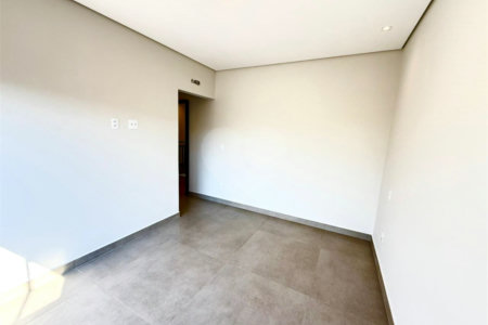 Casa à venda com 3 suítes no condomínio Villa Sapezal, Indaiatuba - SP