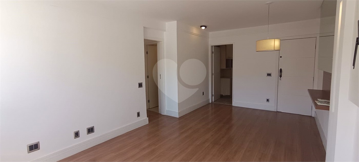 Apartamento à venda com 3 quartos, sendo 1 suíte, em Botafogo, Rio de Janeiro, RJ