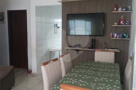 Condomínio à venda com 2 quartos em Vila São Paulo, Mogi das Cruzes, SP