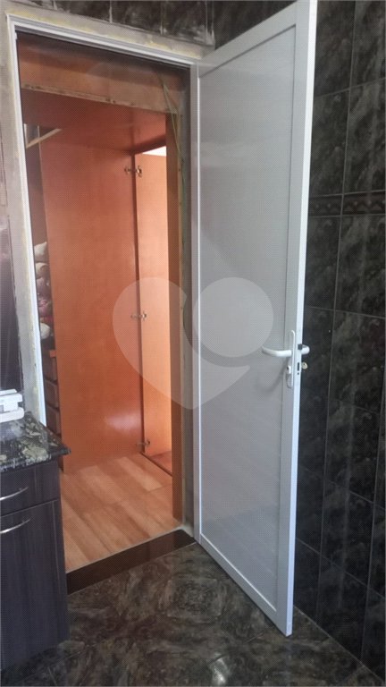 Casa à venda com 5 quartos, sendo 2 suítes, em Jardim Santa Clara, Guarulhos, SP