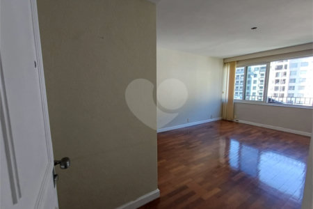 Apartamento à venda com 4 quartos, sendo 1 suíte, em Tijuca, Rio de Janeiro, RJ
