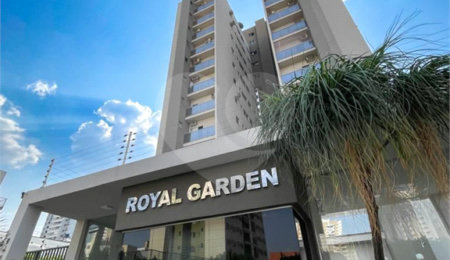 Apartamento à venda com 3 quartos, sendo 1 suíte, em Bosque da Saúde, Cuiabá, MT