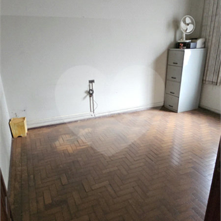 Casa à venda com 2 quartos no Centro, Salto, SP