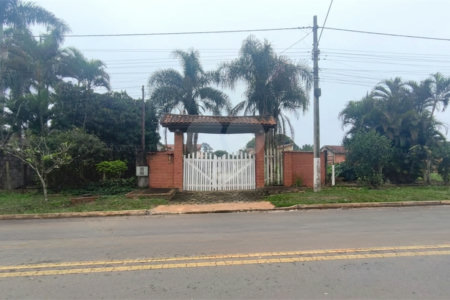 Chácara à venda com 4 quartos, sendo 1 suíte,  em Vale San Fernando, Itapetininga, SP