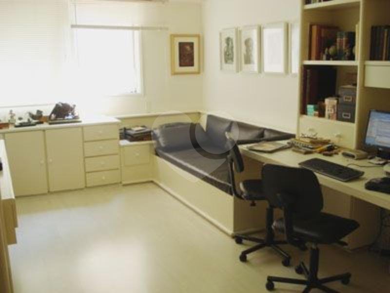 Apartamento à venda com 4 quartos, sendo 1 suíte, em Jardim Paulista, São Paulo, SP