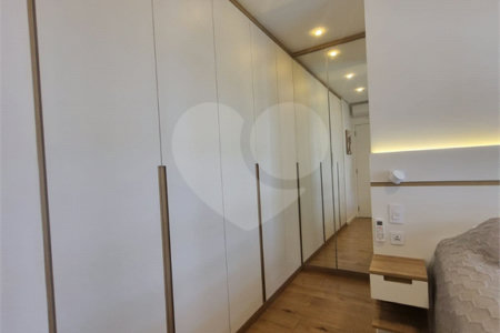 Apartamento à venda com 2 quartos, sendo 1 suíte, em Vila Mariana, São Paulo, SP