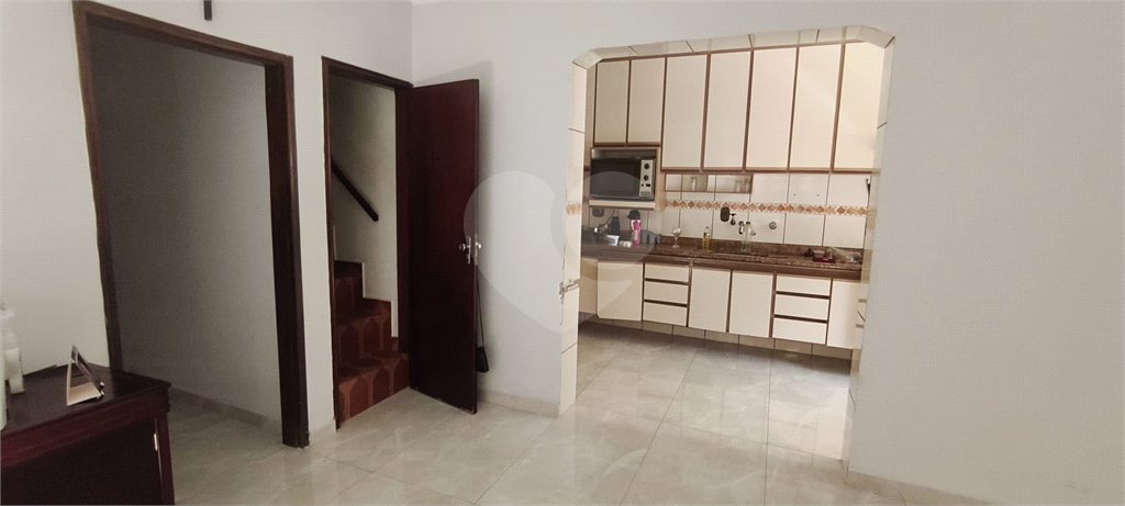 Casa para alugar com 6 quartos, sendo 2 suítes,  em Vila São João, Guarulhos, SP