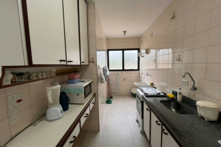 Apartamento com 2 dormitórios à venda, 65 m² por R$ 360.000,00 - Vila Júlia - Guarujá/SP