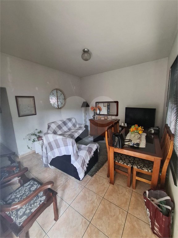 Casa à venda com 2 quartos, sendo 1 suíte, no condomínio Itatitara 999, Rio de Janeiro - RJ
