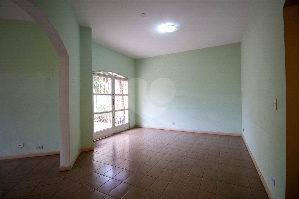 Casa à venda ou para alugar com 4 quartos, sendo 1 suíte, no Centro, São Roque, SP