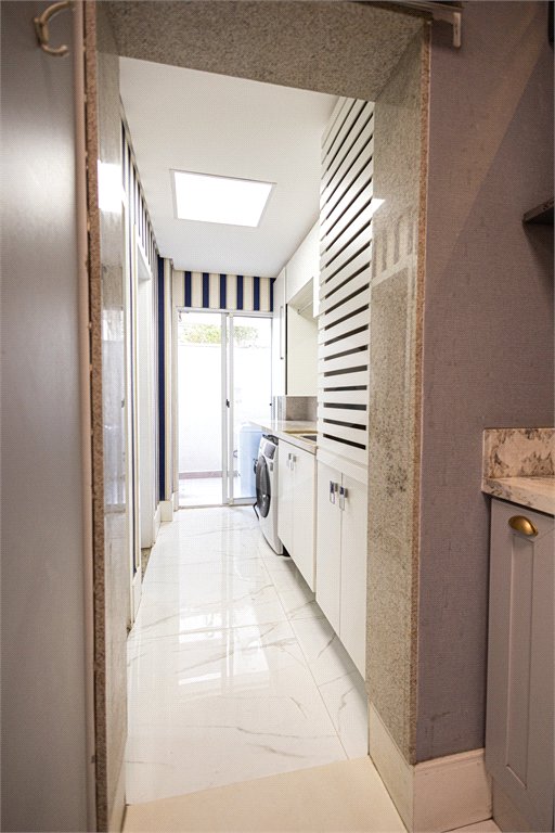 Apartamento à venda com 5 quartos, sendo 4 suítes,  em Parque Reboucas, São Paulo, SP