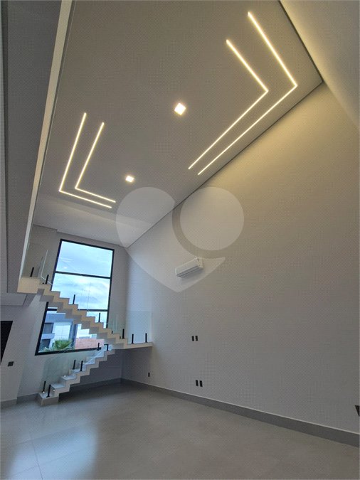 Casa à venda com 4 suítes no condomínio Residencial Dona Maria Candida, Indaiatuba - SP