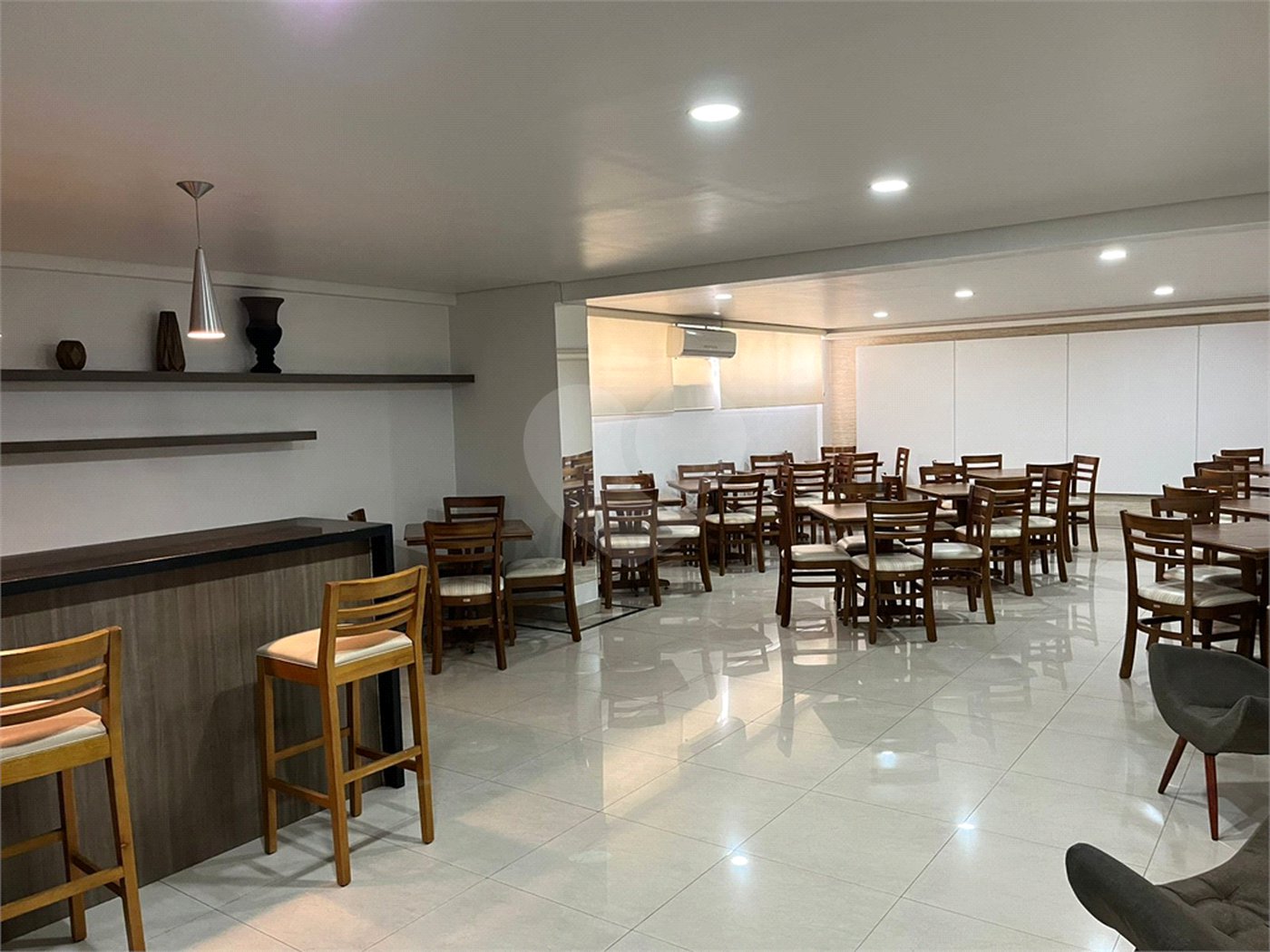 Apartamento à venda com 3 quartos, sendo 1 suíte, em Vila Gustavo, São Paulo, SP
