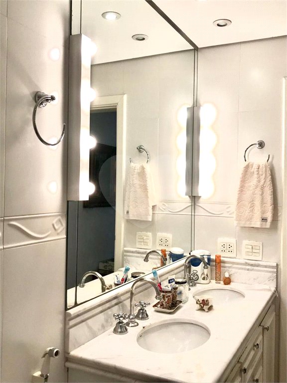 Apartamento à venda com 3 suítes em Vila Mariana, São Paulo, SP