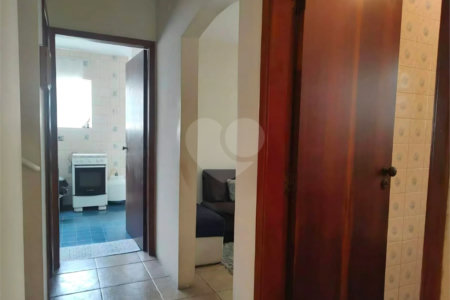 Sobrado à venda com 3 quartos, sendo 1 suíte,  em Jardim Ester, São Paulo, SP