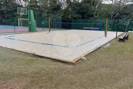 Casa à venda ou para alugar com 4 suítes no condomínio Figueira Garden, Atibaia - SP