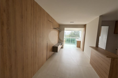 Apartamento à venda ou para alugar com 2 quartos, sendo 1 suíte, em Barra Funda, São Paulo, SP