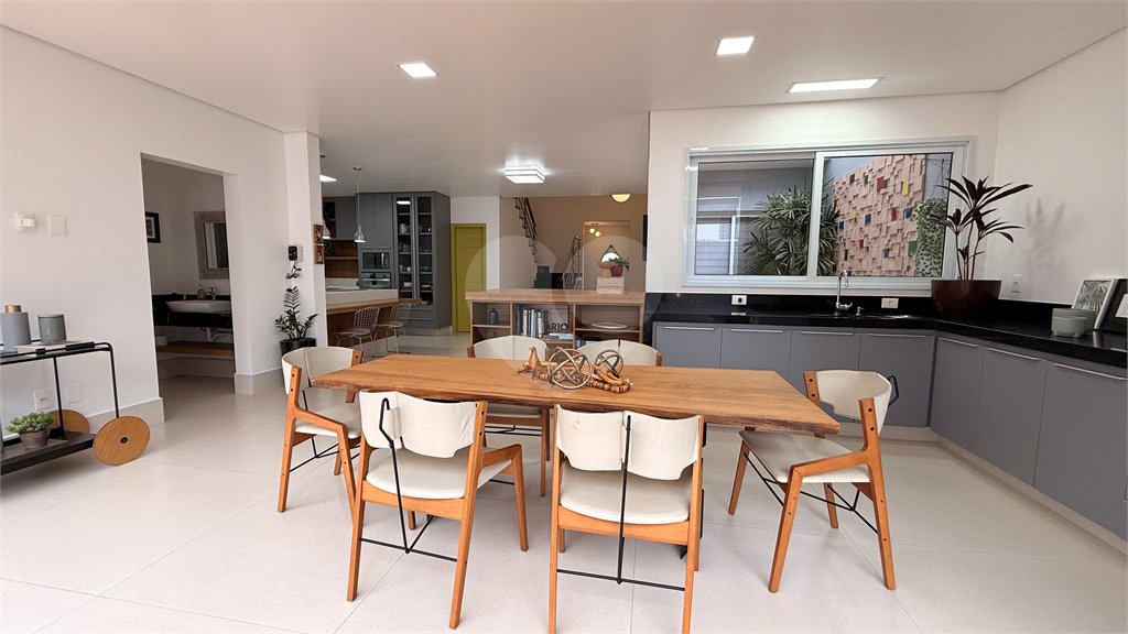 Casa à venda com 3 suítes no condomínio Jardim Residencial Dona Maria José, Indaiatuba - SP