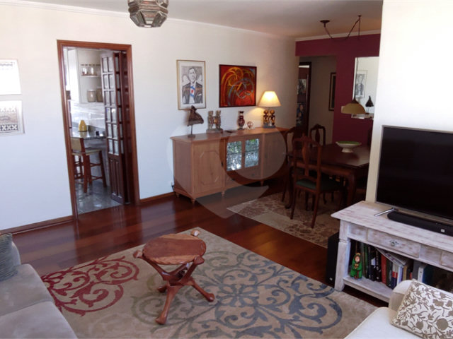 Apartamento à venda com 3 quartos, sendo 1 suíte, em Vila Paulicéia, São Paulo, SP