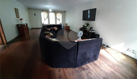 Casa à venda com 5 quartos, sendo 1 suíte,  em Tucuruvi, São Paulo, SP
