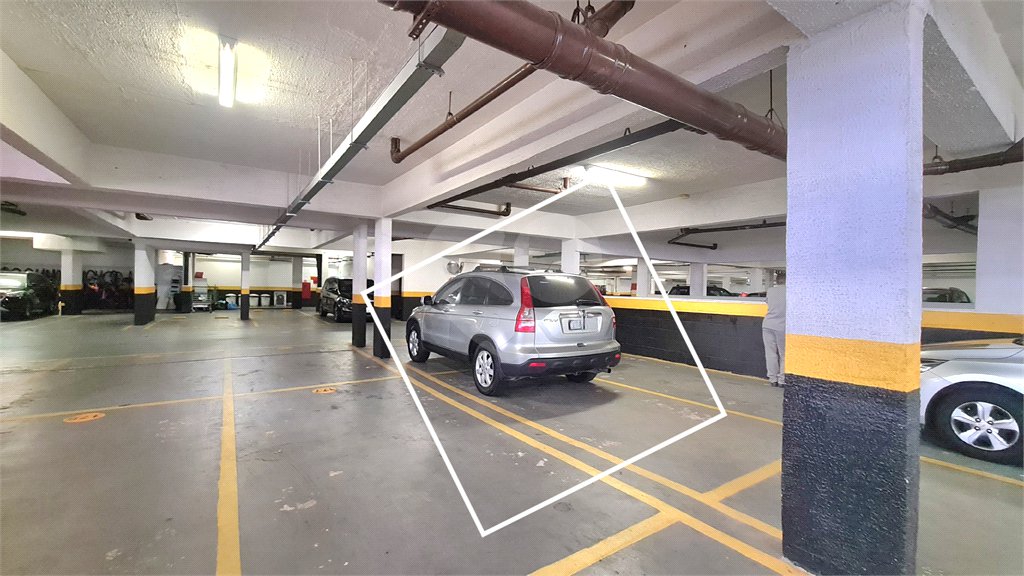 Apartamento à venda ou para alugar com 3 quartos, sendo 2 suítes, em Pinheiros, São Paulo, SP
