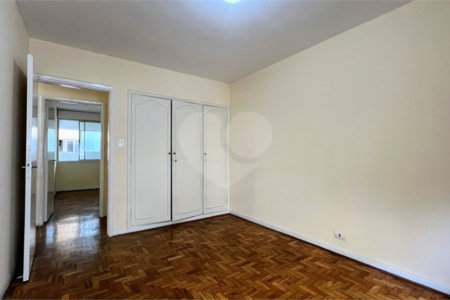 Apartamento à venda com 3 quartos, sendo 1 suíte, em Pinheiros, São Paulo, SP