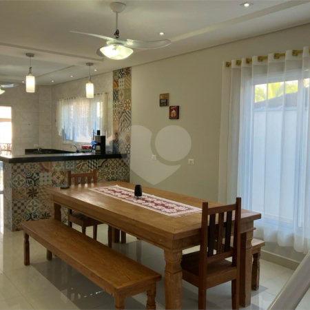 Casa à venda com 4 quartos, sendo 2 suítes,  no condomínio Morada da Praia, Bertioga - SP
