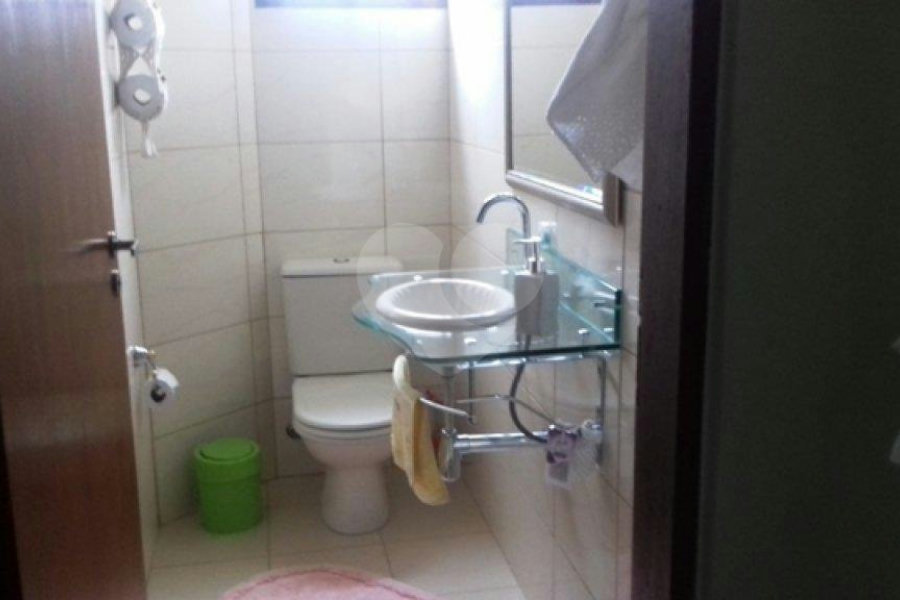Sobrado à venda com 3 quartos, sendo 1 suíte, em Tremembé, São Paulo, SP