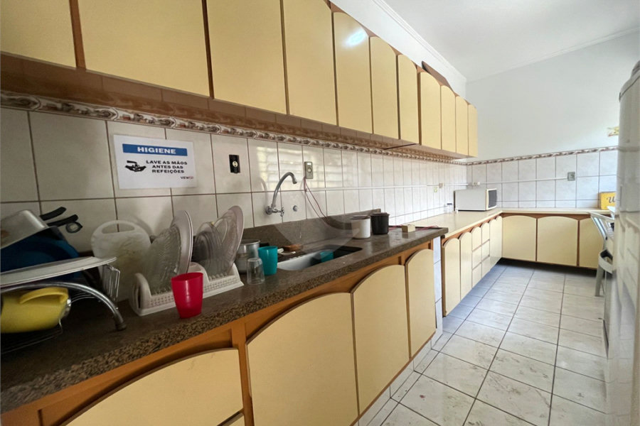 Sobrado à venda com 4 quartos, sendo 1 suíte, em Vila Guilherme, São Paulo, SP