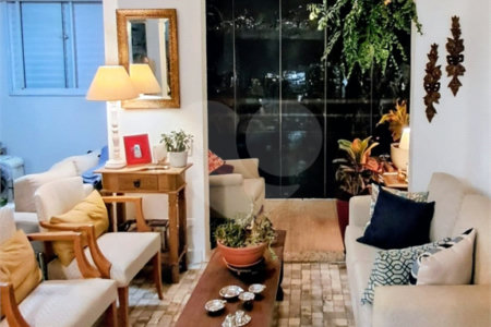 Apartamento à venda com 3 quartos, sendo 1 suíte,  em Jardim Caboré, São Paulo, SP