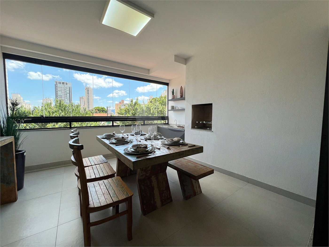 Apartamento à venda com 2 quartos, sendo 1 suíte, em Santa Teresinha, São Paulo, SP