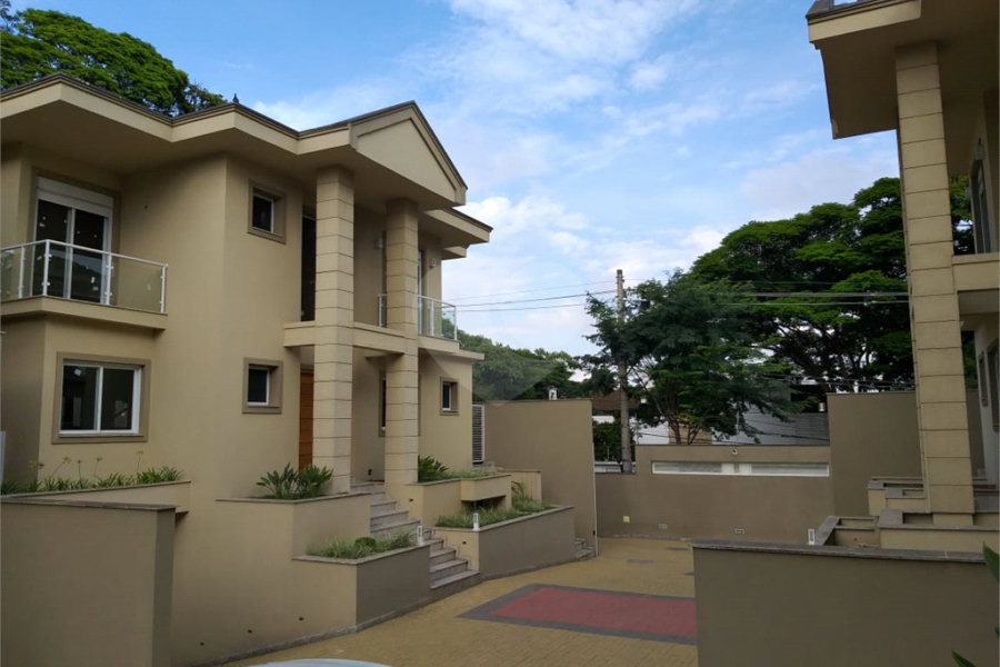 Casa, 4 quartos, 4 suítes, 6 vagas, à venda, no Barro Branco, em São Paulo.