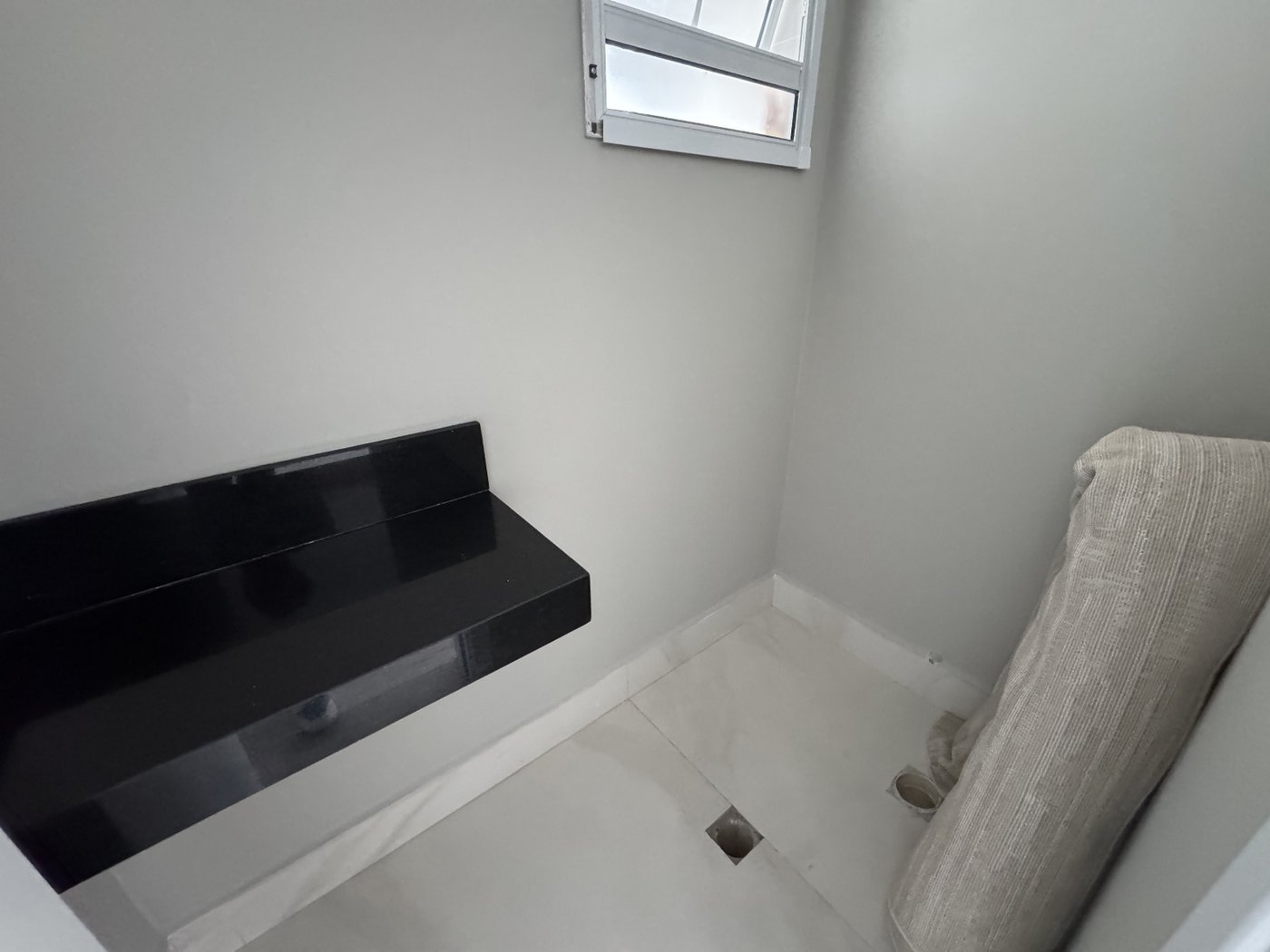 🏢 Cobertura Alto Padrão – Residencial Safira – Guilhermina – Praia Grande