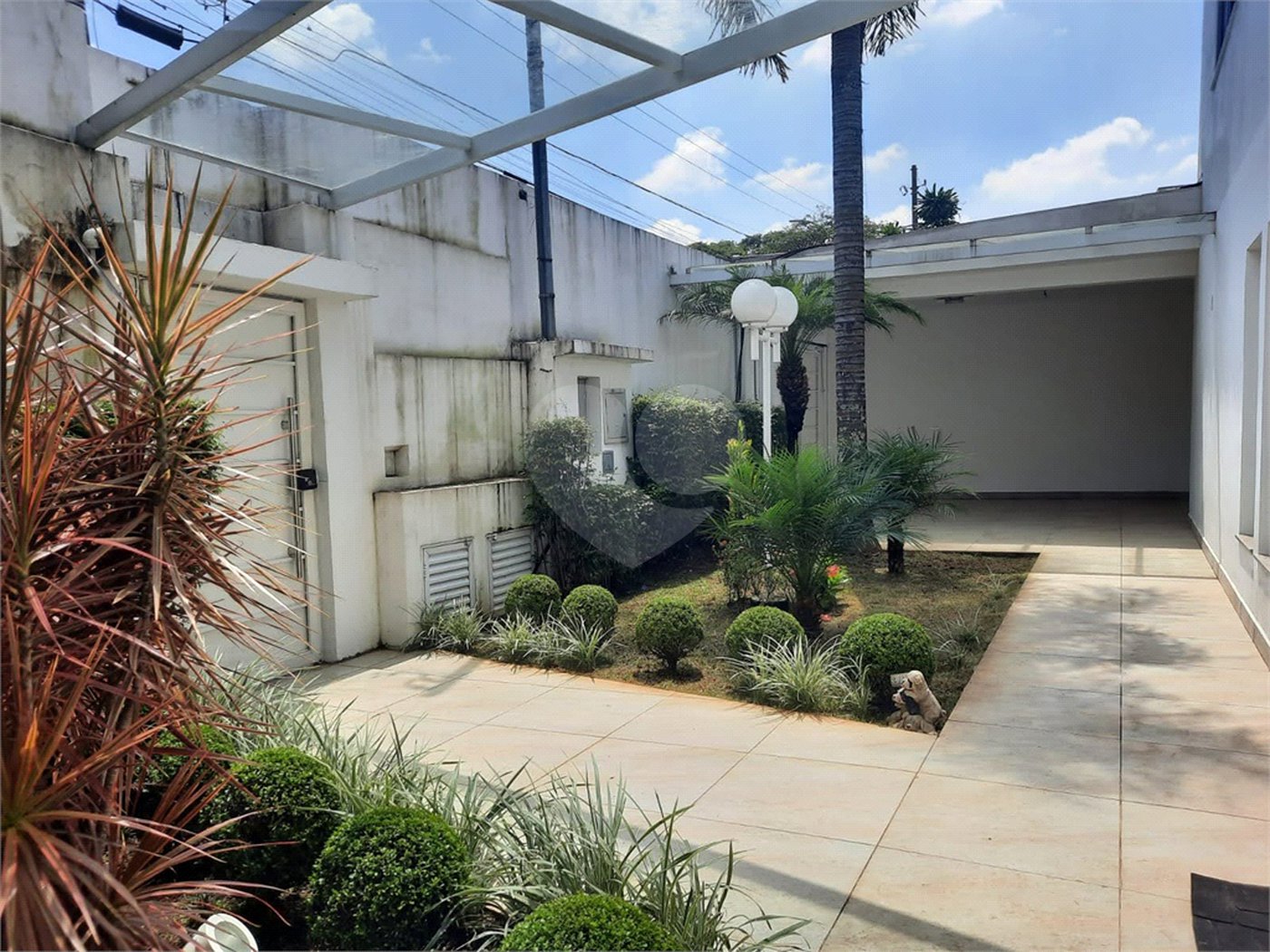 Sobrado à venda com 3 quartos, sendo 1 suíte, em City Campo Grande, São Paulo, SP