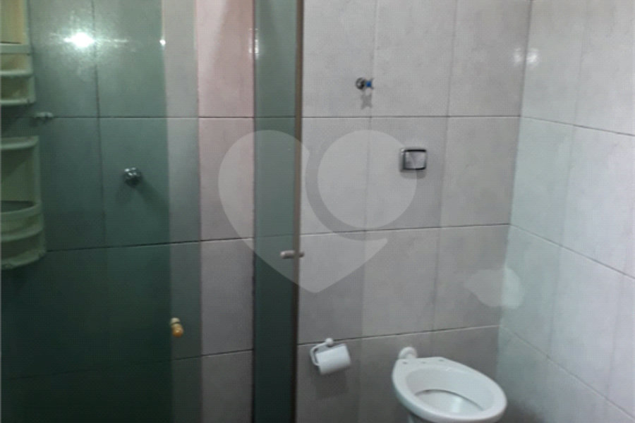 Sobrado à venda com 2 quartos em Horto, São Paulo, SP