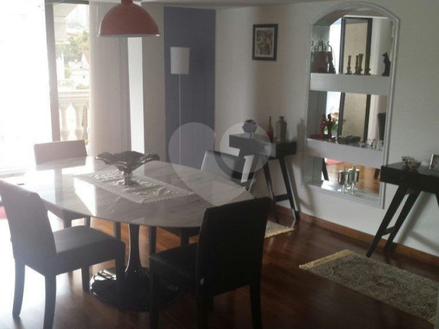 Casa à venda com 3 suítes em Jardim Franca, São Paulo, SP