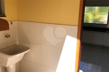 Casa à venda com 3 quartos, sendo 1 suíte, no condomínio Vista Verde, Indaiatuba - SP