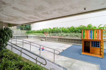 Apartamento à venda com 3 quartos, sendo 1 suíte,  em Lagoa, Rio de Janeiro, RJ