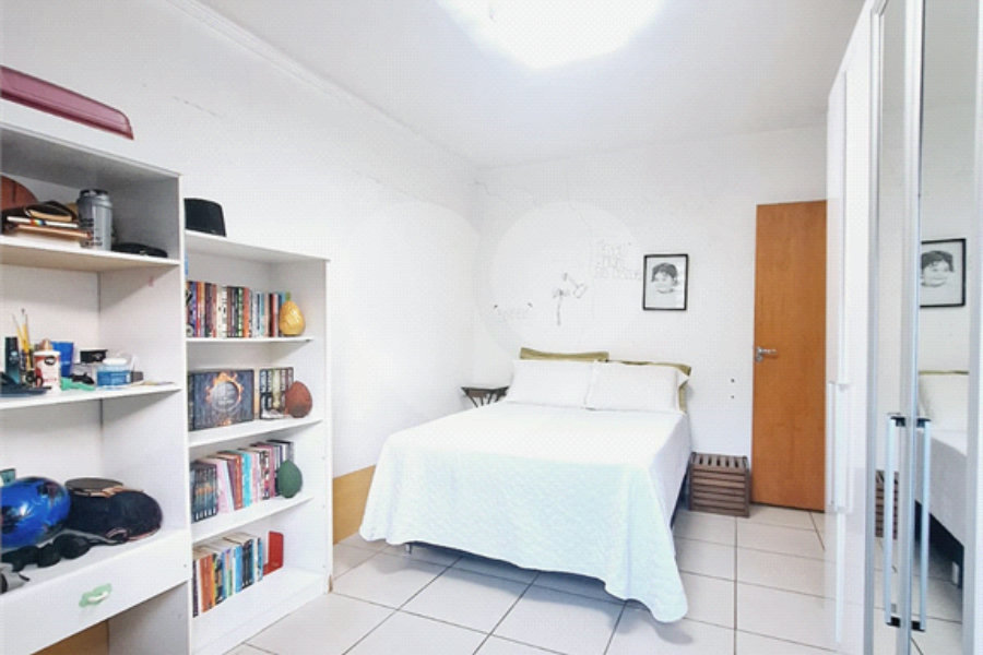 Casa Térrea à venda com 3 quartos, sendo 1 suíte, em Parque Edu Chaves, São Paulo, SP