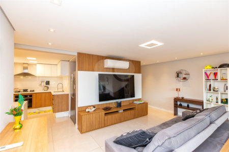 Apartamento à venda com 3 quartos, sendo 1 suíte, em Chácara Santo Antônio (zona Sul), São Paulo, SP